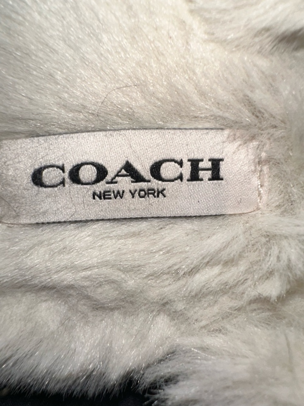 COACH Ziva Pink Signature Faux-Fur Slide Slippers with Cream Lining - Picture 3 of 4